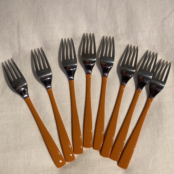Fiesta (8) salad forks orange utensils flatware - Picture 6 of 13
